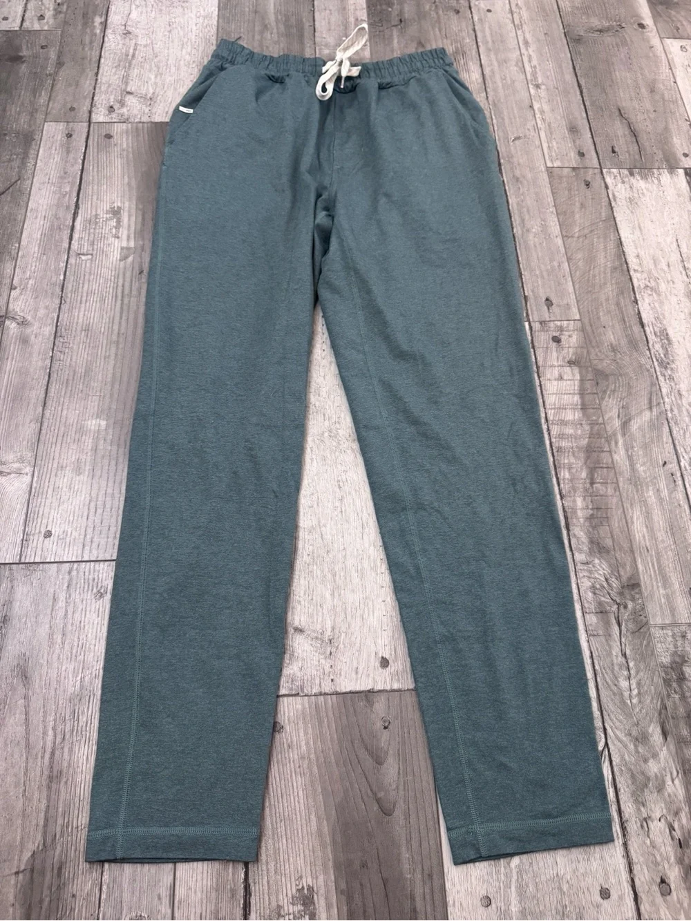 Vuori Ponto Performance Pant Dreamknit Jogger in Lake Heather Medium